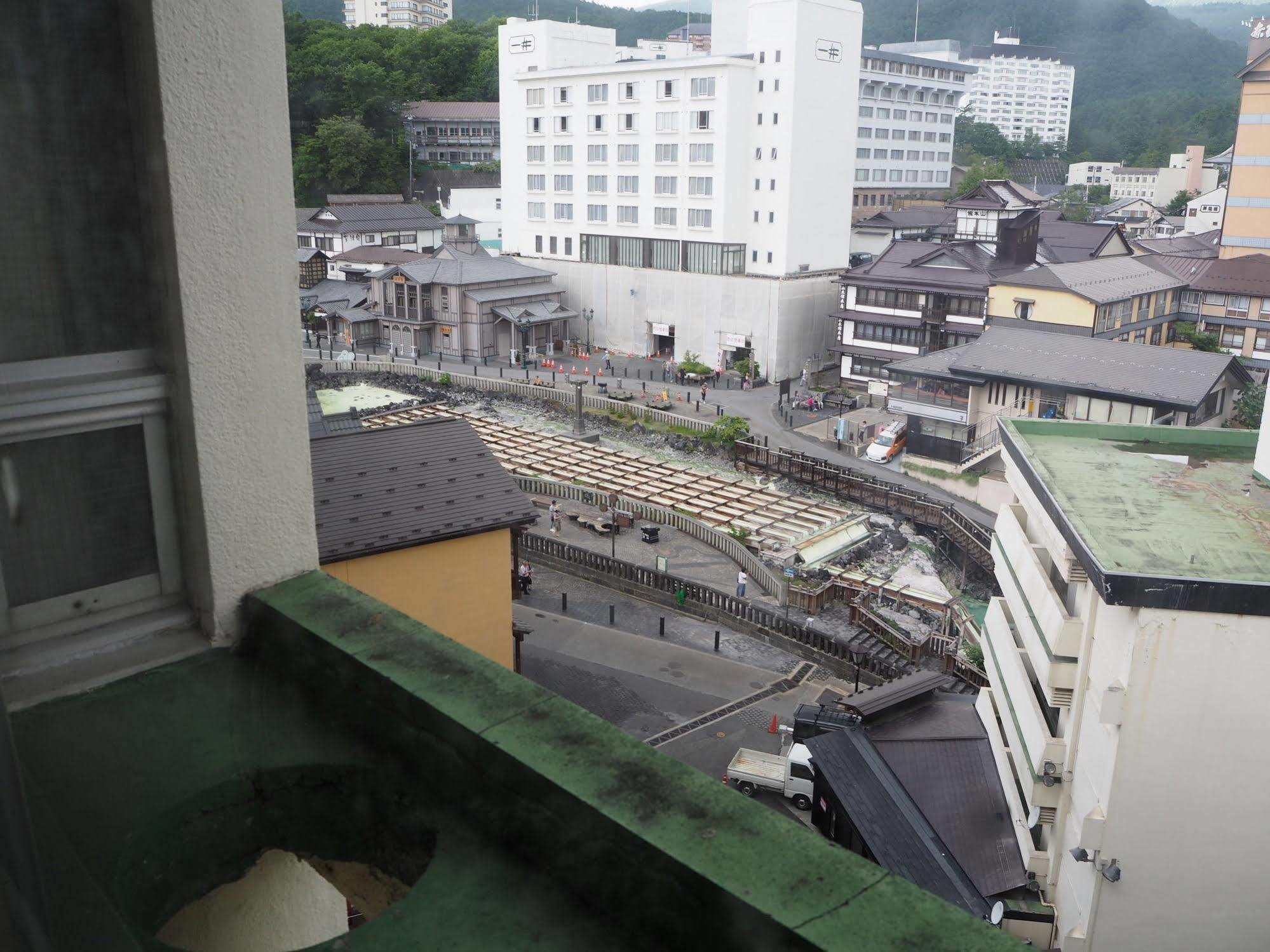 Daitokan Kusatsu  Bagian luar foto